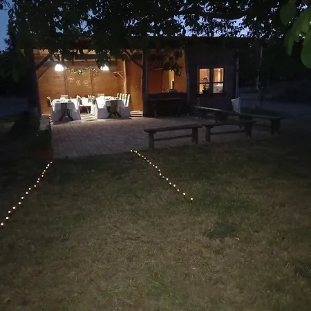 Hajoskert Vendeghaz Guest house